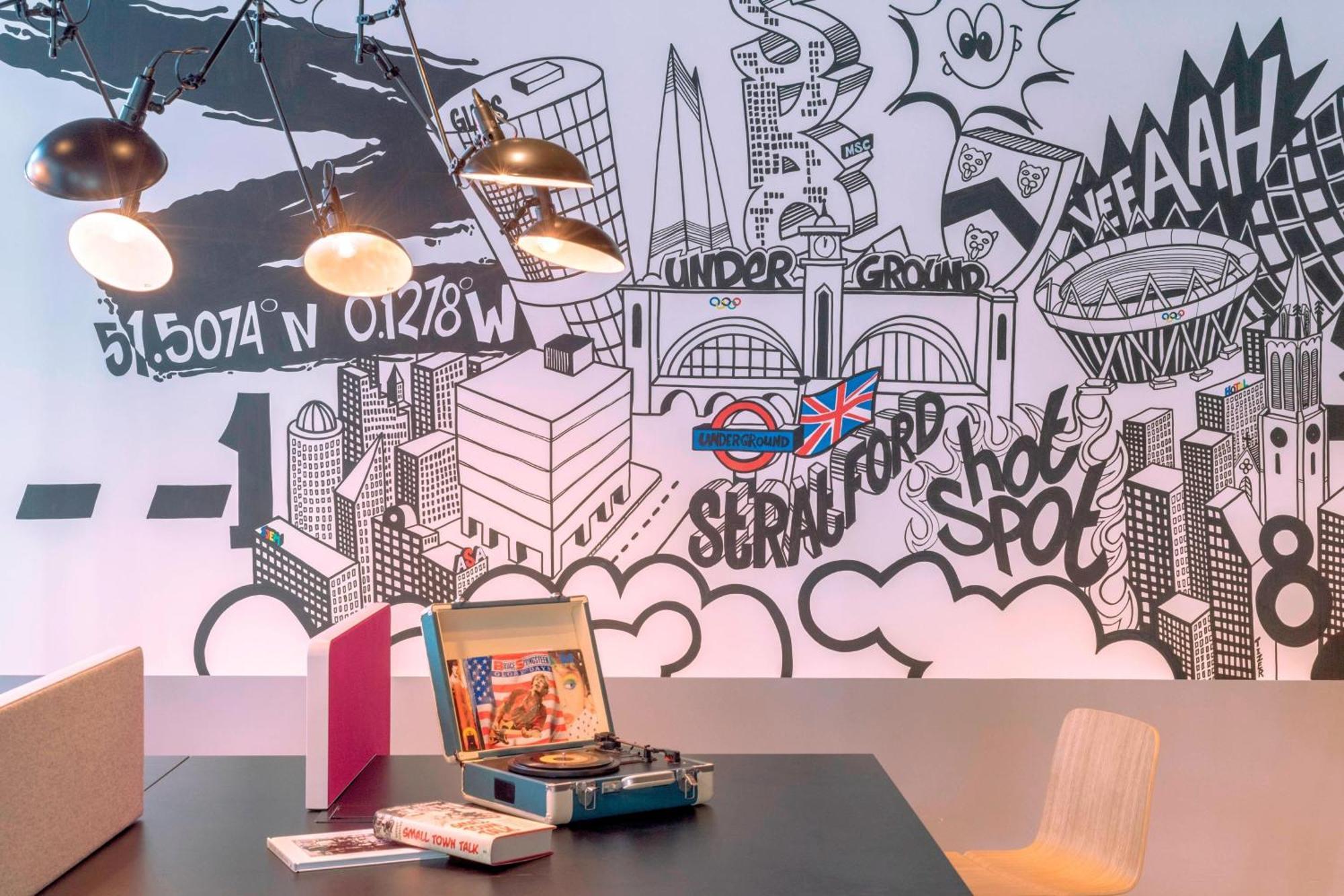 Moxy Stratford Лондон