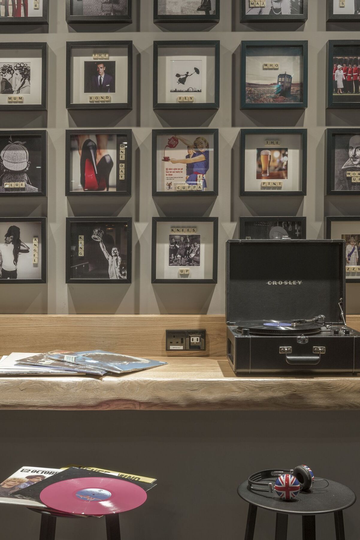 Отель Moxy Stratford